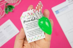 How to Make Light of Friendship Ornaments